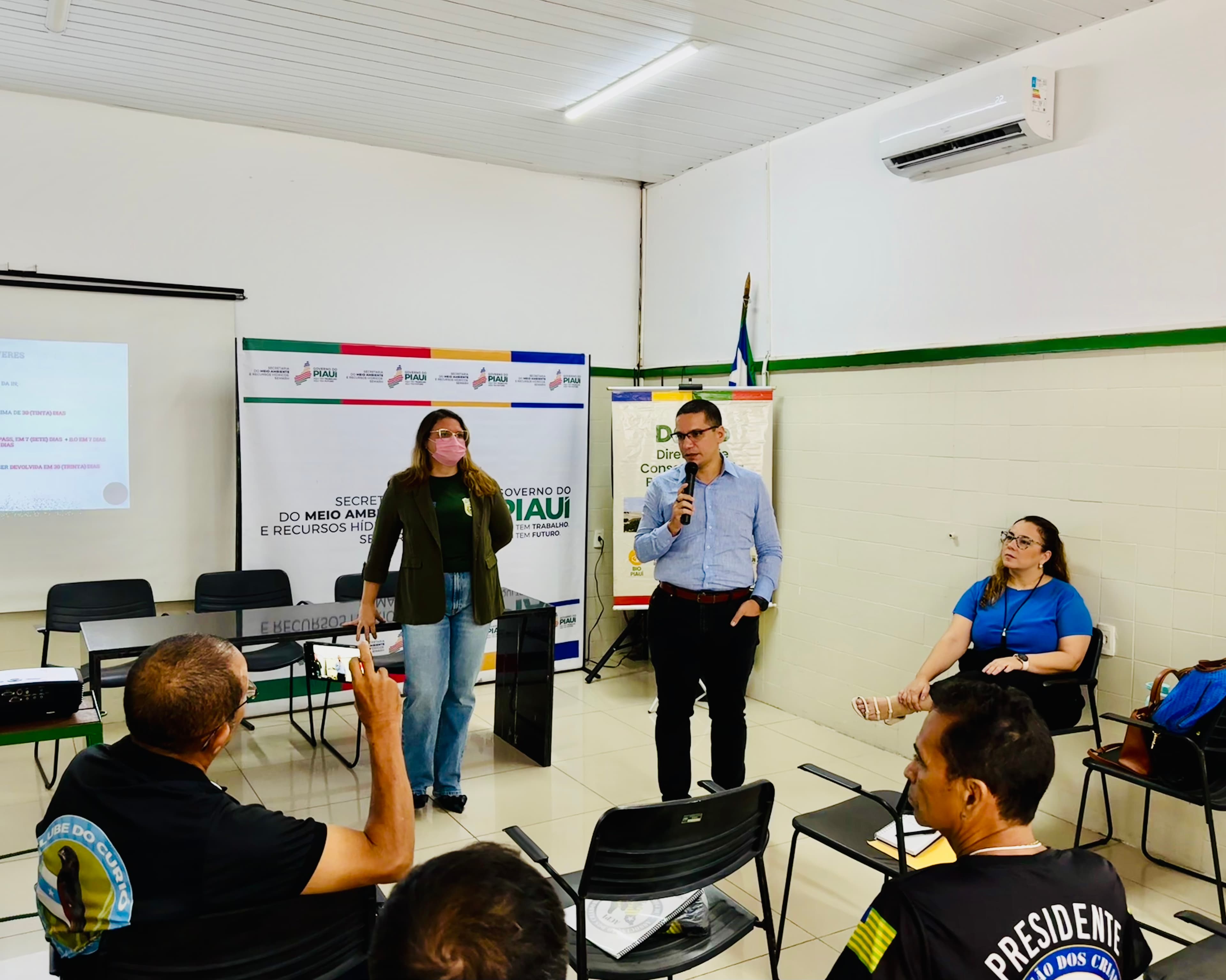 1º reunião técnica com os criadores amadores de passeriformes do Piauí