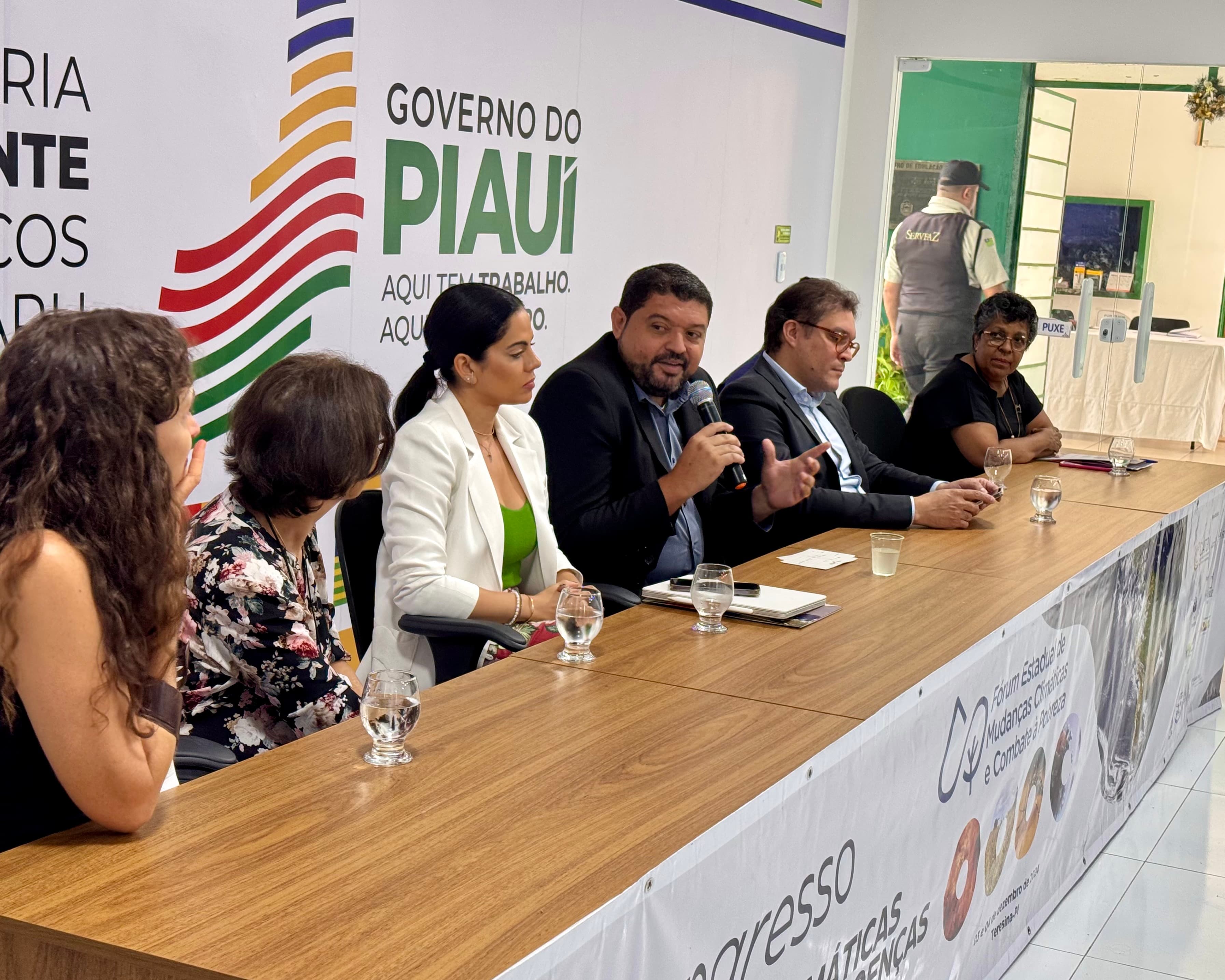 Semarh discute com a sociedade os seus  impactos na saúde