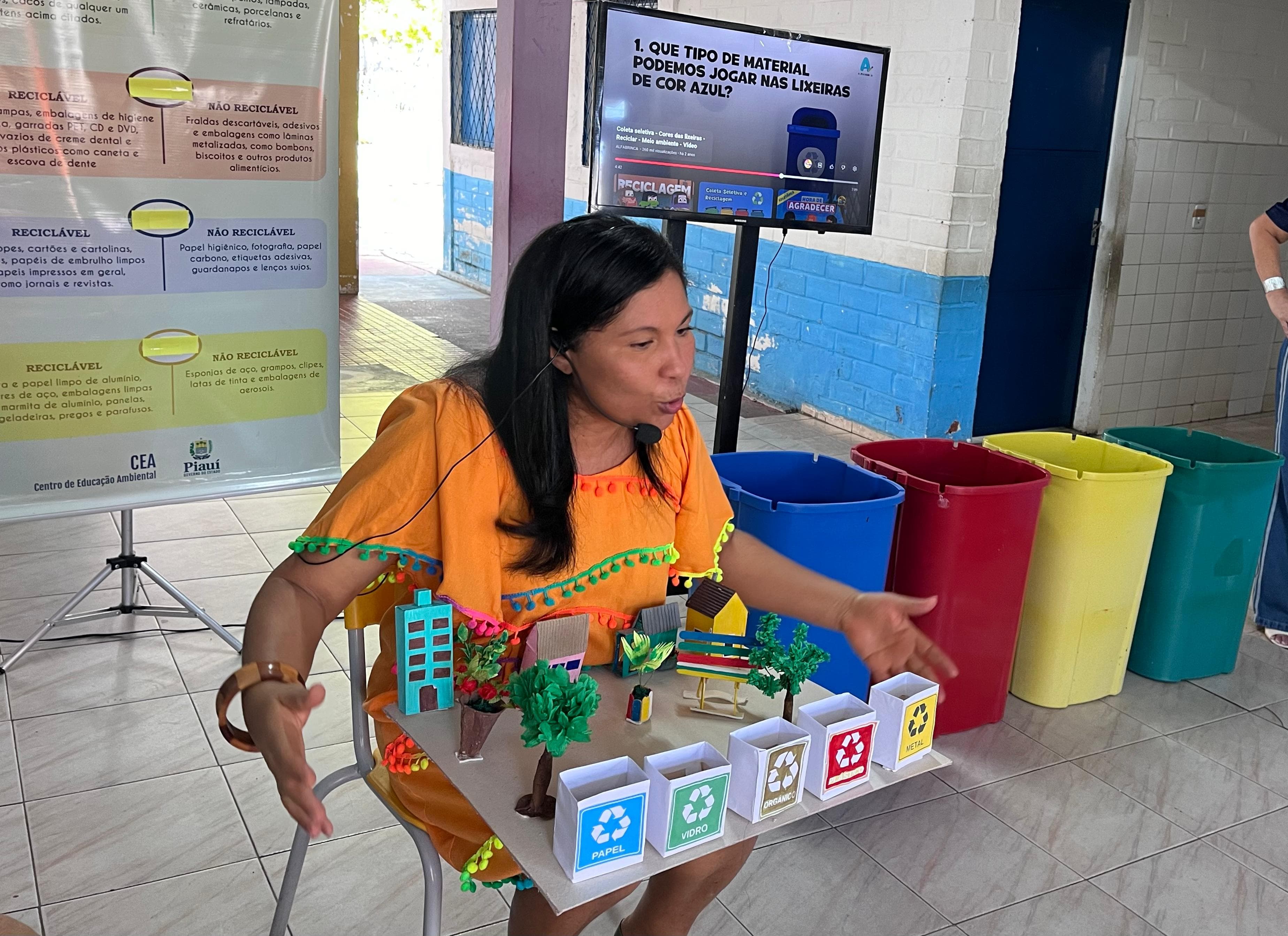 Carla Senna, contadora de histórias do CEA.