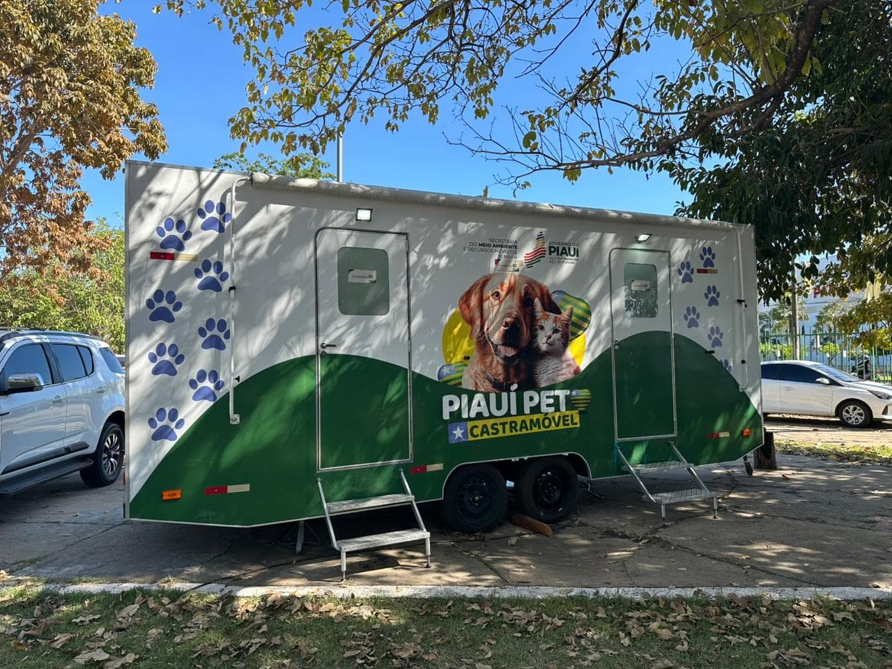 Castramóvel volta a funcionar com primeira ação aberta para a população.