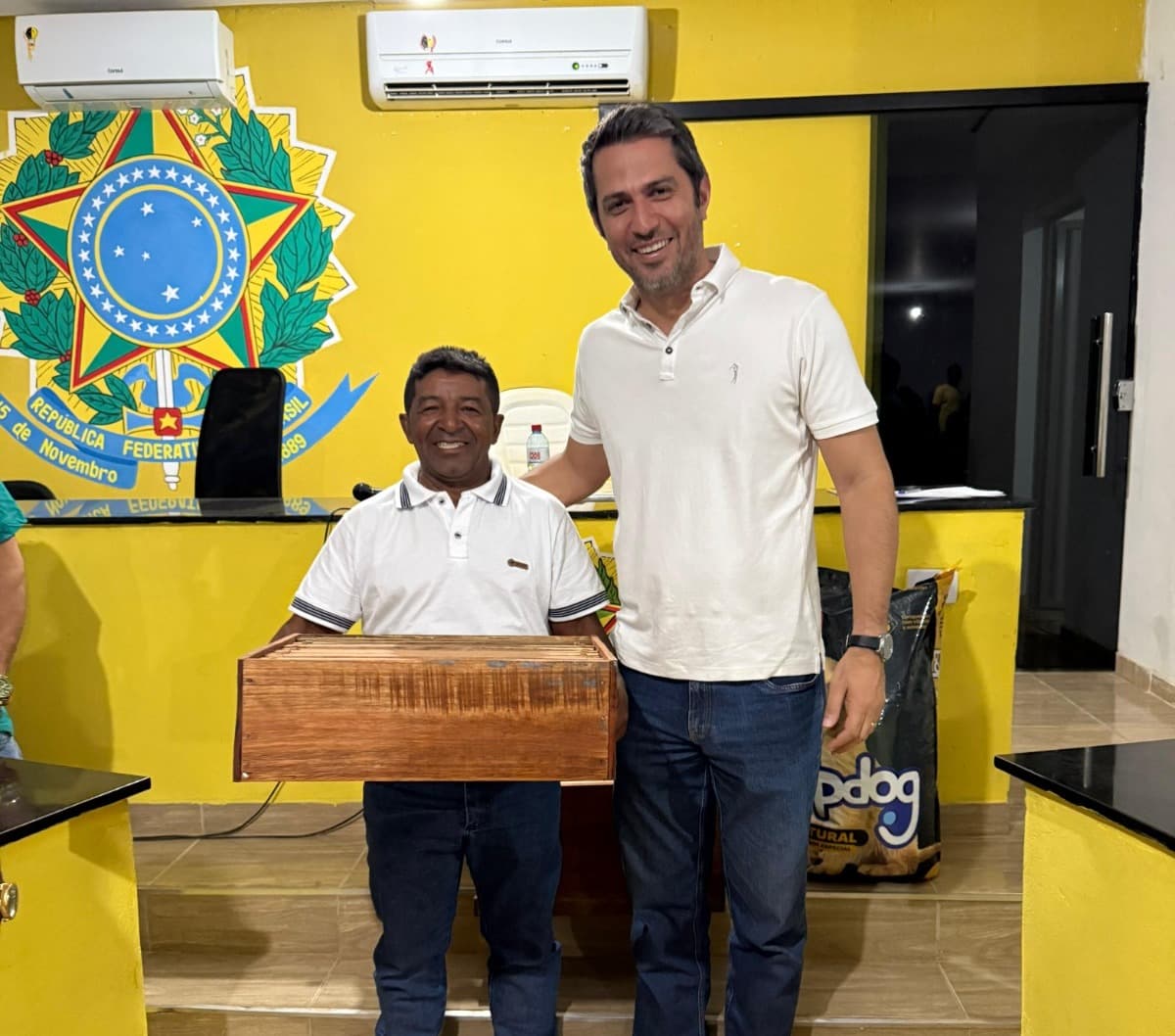 Piauí fortalece apicultura familiar com nova doação de colmeias em Rio Grande do Piauí