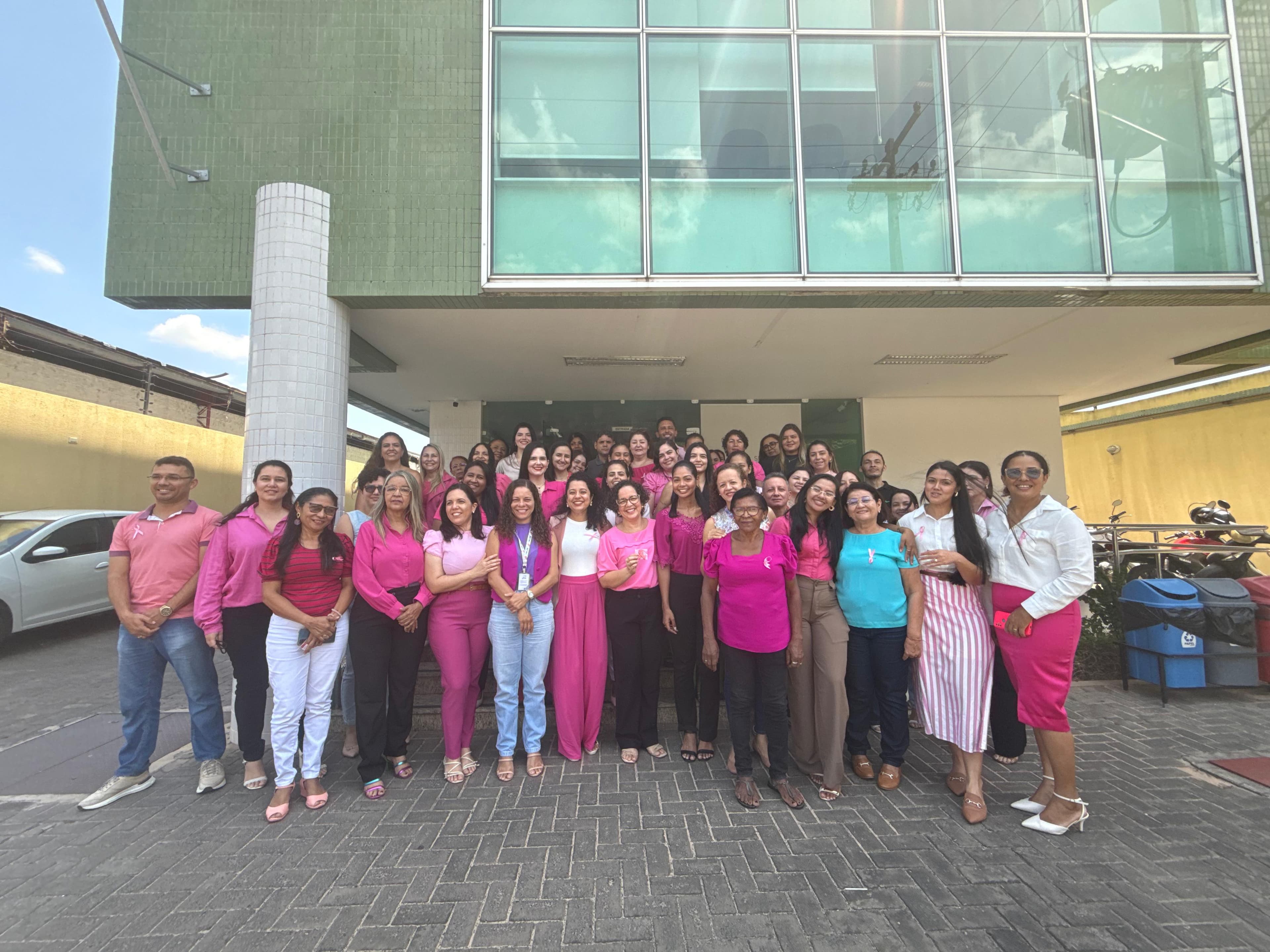 SEMARH promove roda de conversa sobre o Outubro Rosa.