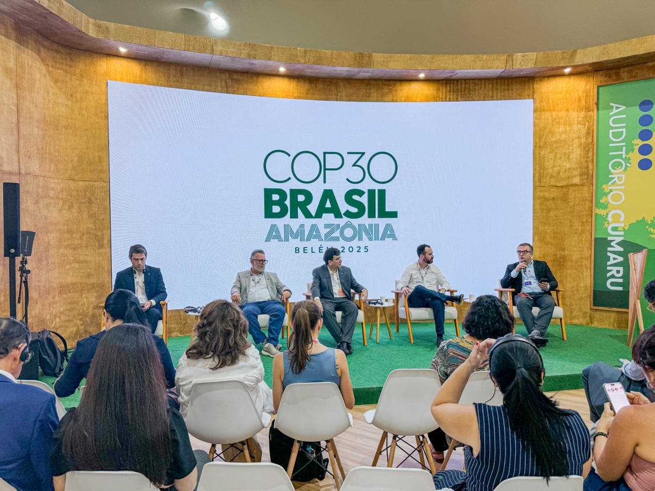 Painel da Semarh na COP 30.