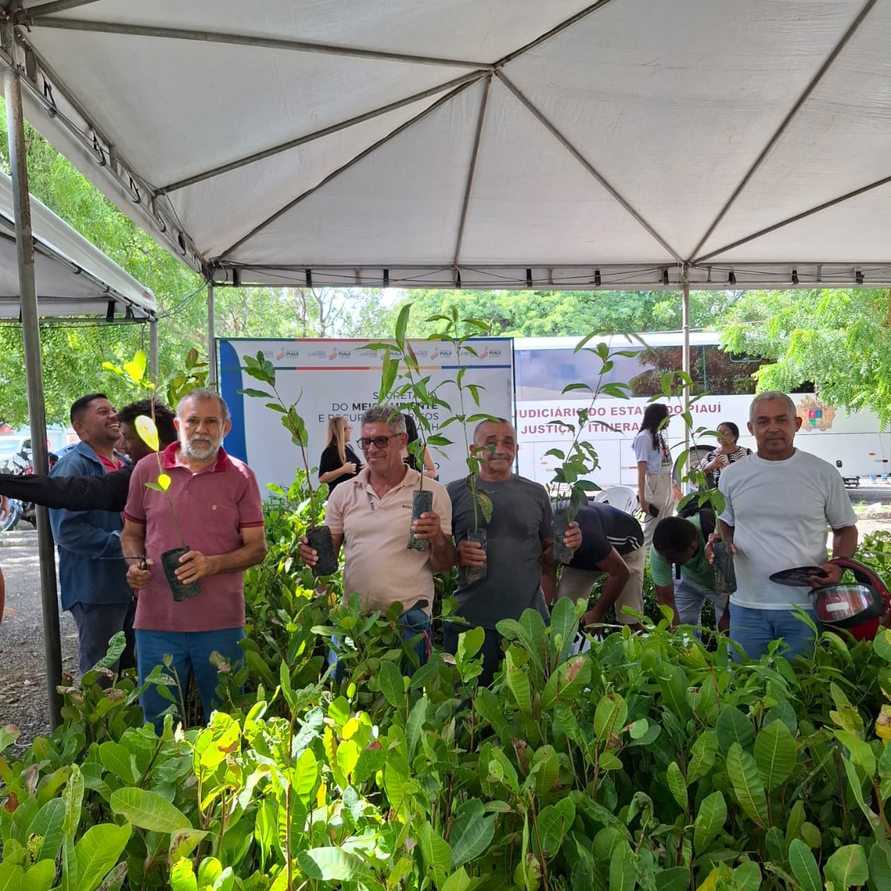 Semarh leva educação ambiental e proteção animal ao “Governo do Brasil na Rua” em Teresina
