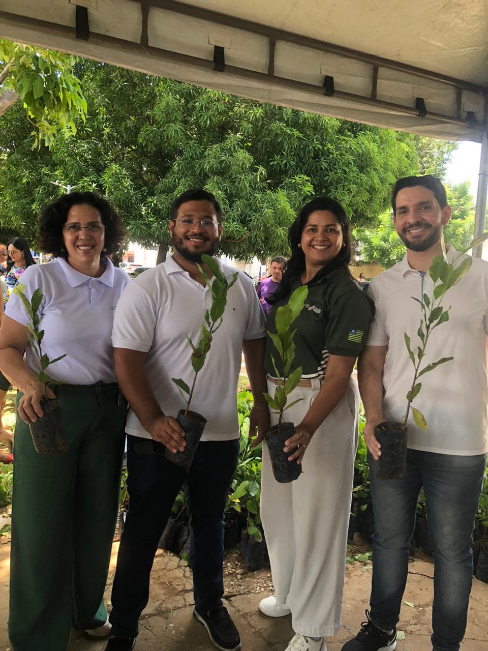 No local serão distribuídas 15 mil mudas de espécies frutíferas e nativas para a população.