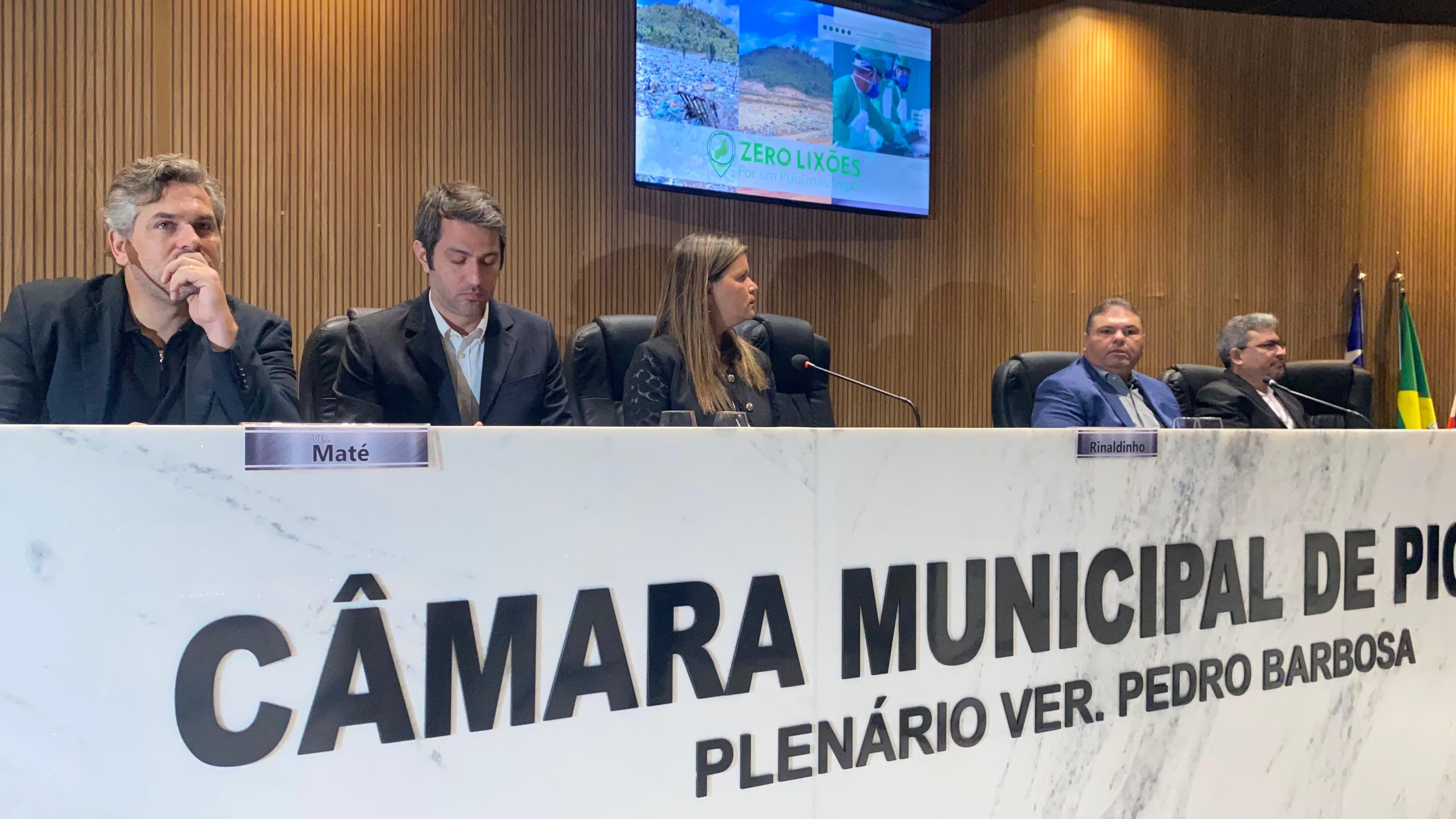 O secretário estadual de Meio Ambiente e Recursos Hídricos, Feliphe Araújo, esteve presente.